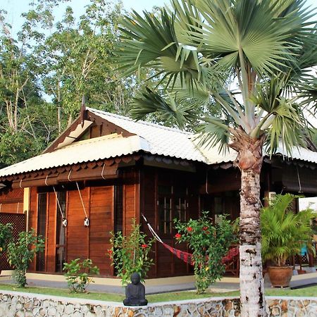 Villa Kelapa Langkawi Куа Екстериор снимка